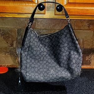 Nwot Coach 2 way Leather handle shoulder bag